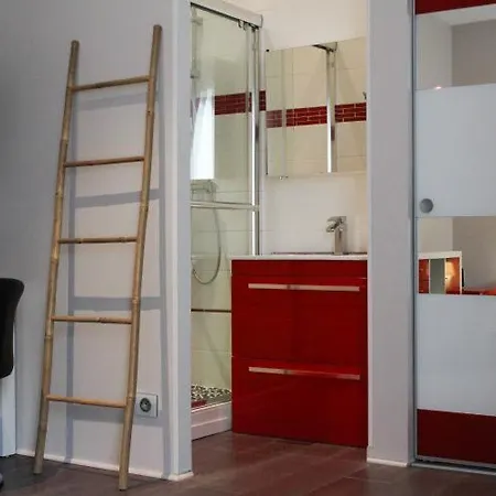 Apartment Sleeps 4 Air Con Wifi *