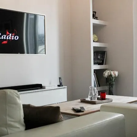 Sleeps 4 Air Con Wifi Apartment *